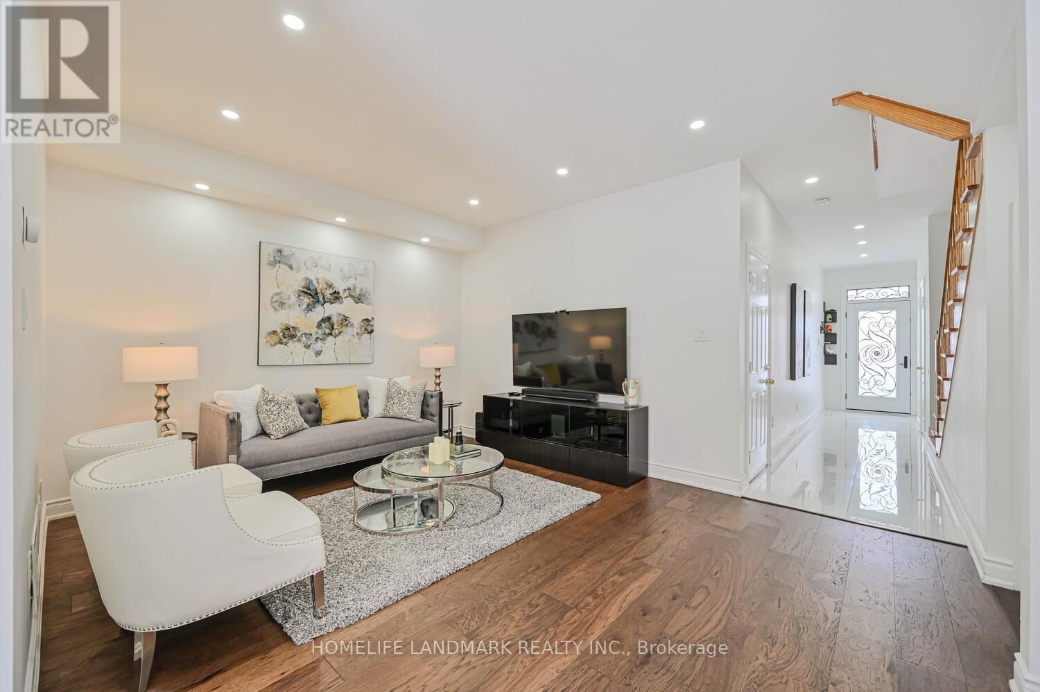 97 ARCO CIRCLE Image 3