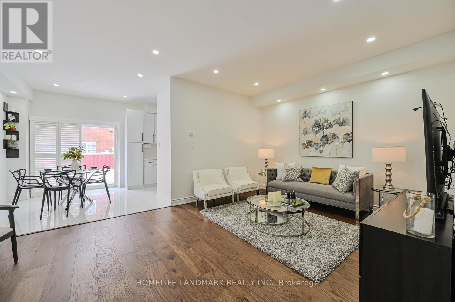 97 ARCO CIRCLE Image 4