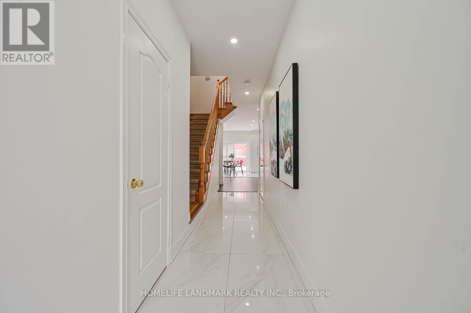 97 ARCO CIRCLE Image 5