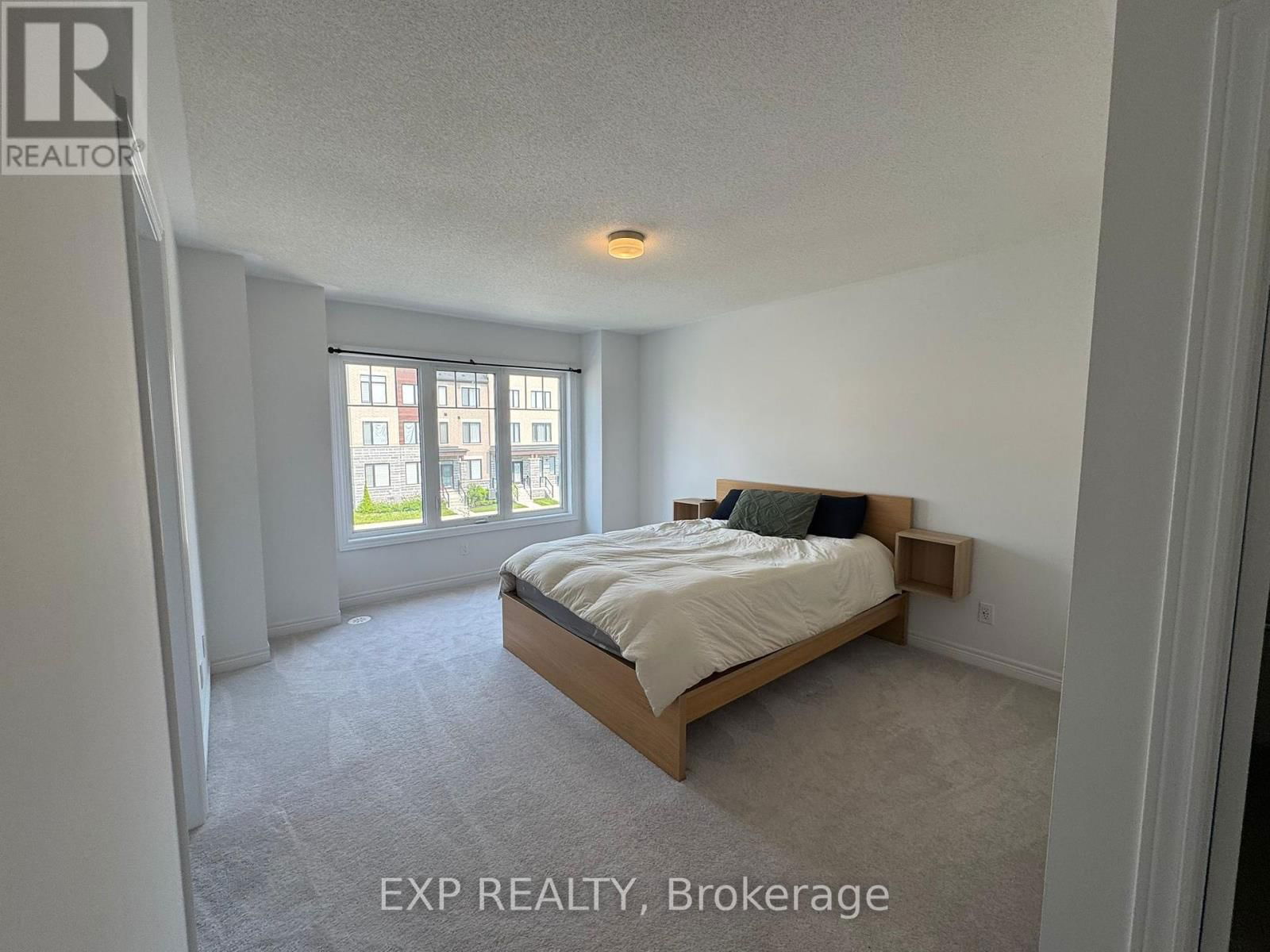 11788 TENTH LINE Image 13