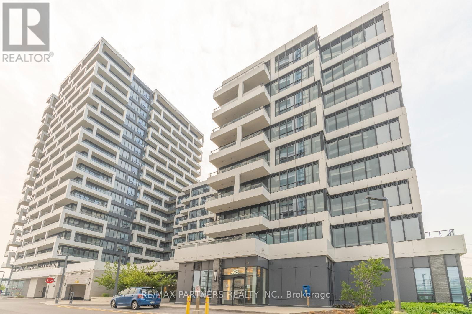 218 - 38 WATER WALK DRIVE Image 1