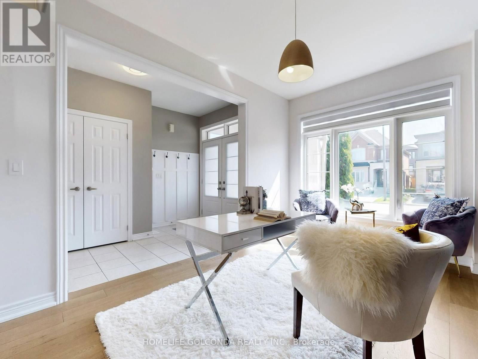 16 EASTGROVE SQUARE Image 24