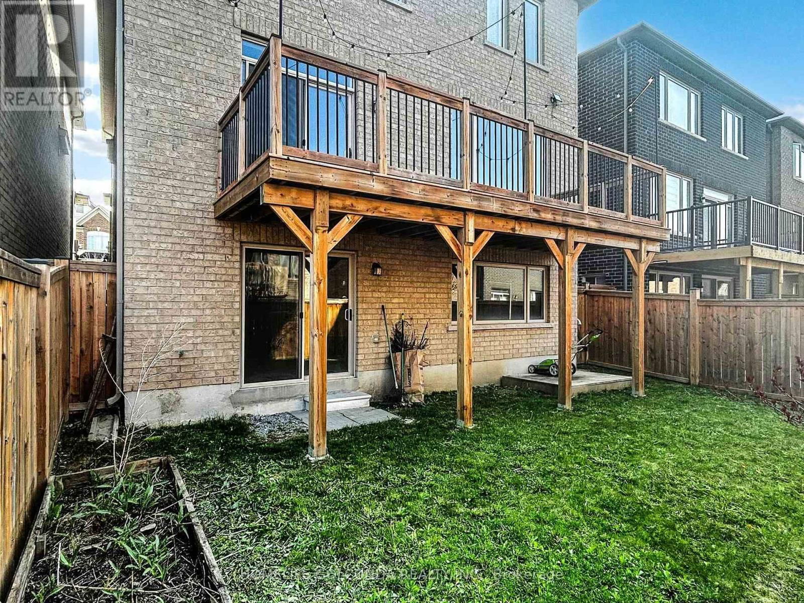 16 EASTGROVE SQUARE Image 50