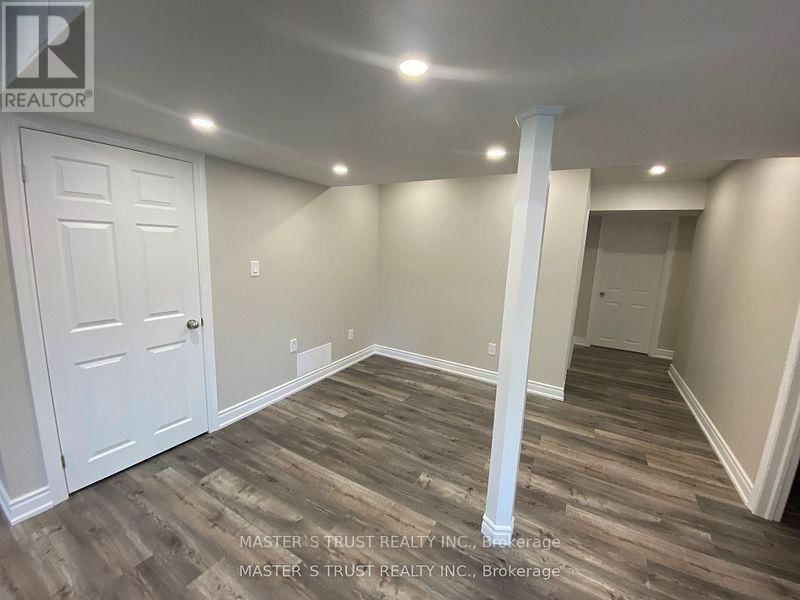 Bsmt - 27 CASTLEGLEN BOULEVARD Image 4