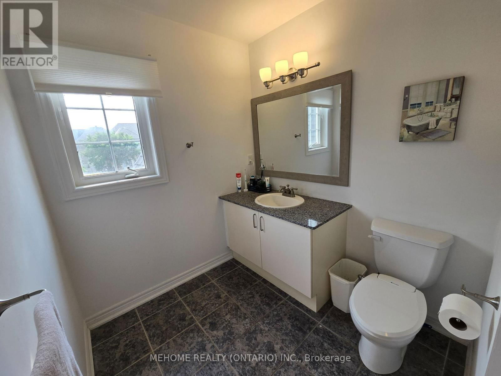 201 SELWYN ROAD Image 27