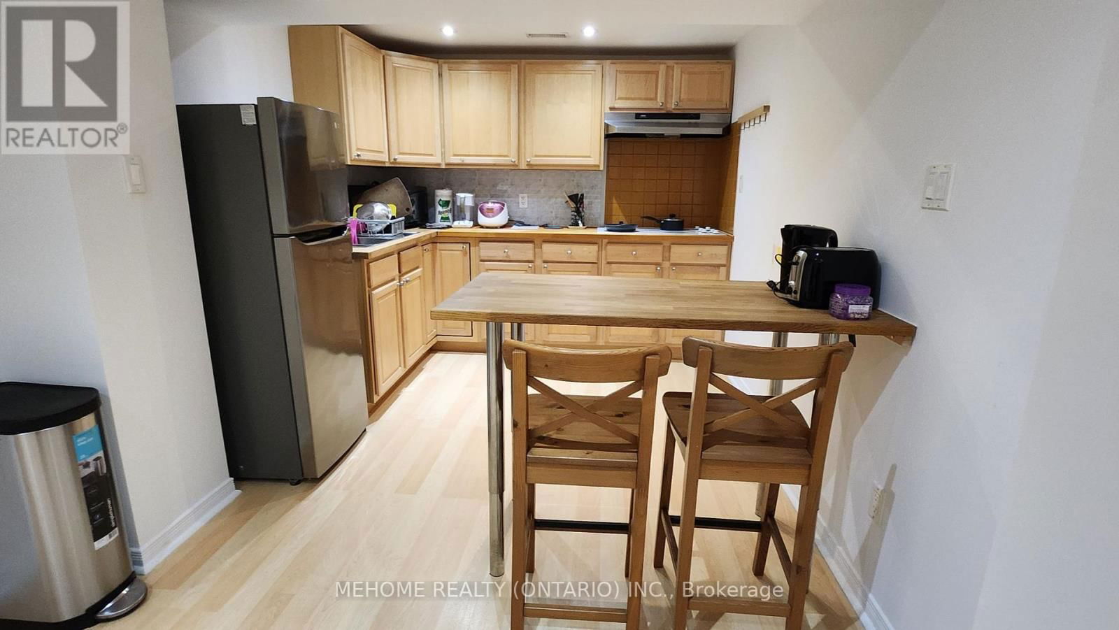 201 SELWYN ROAD Image 30