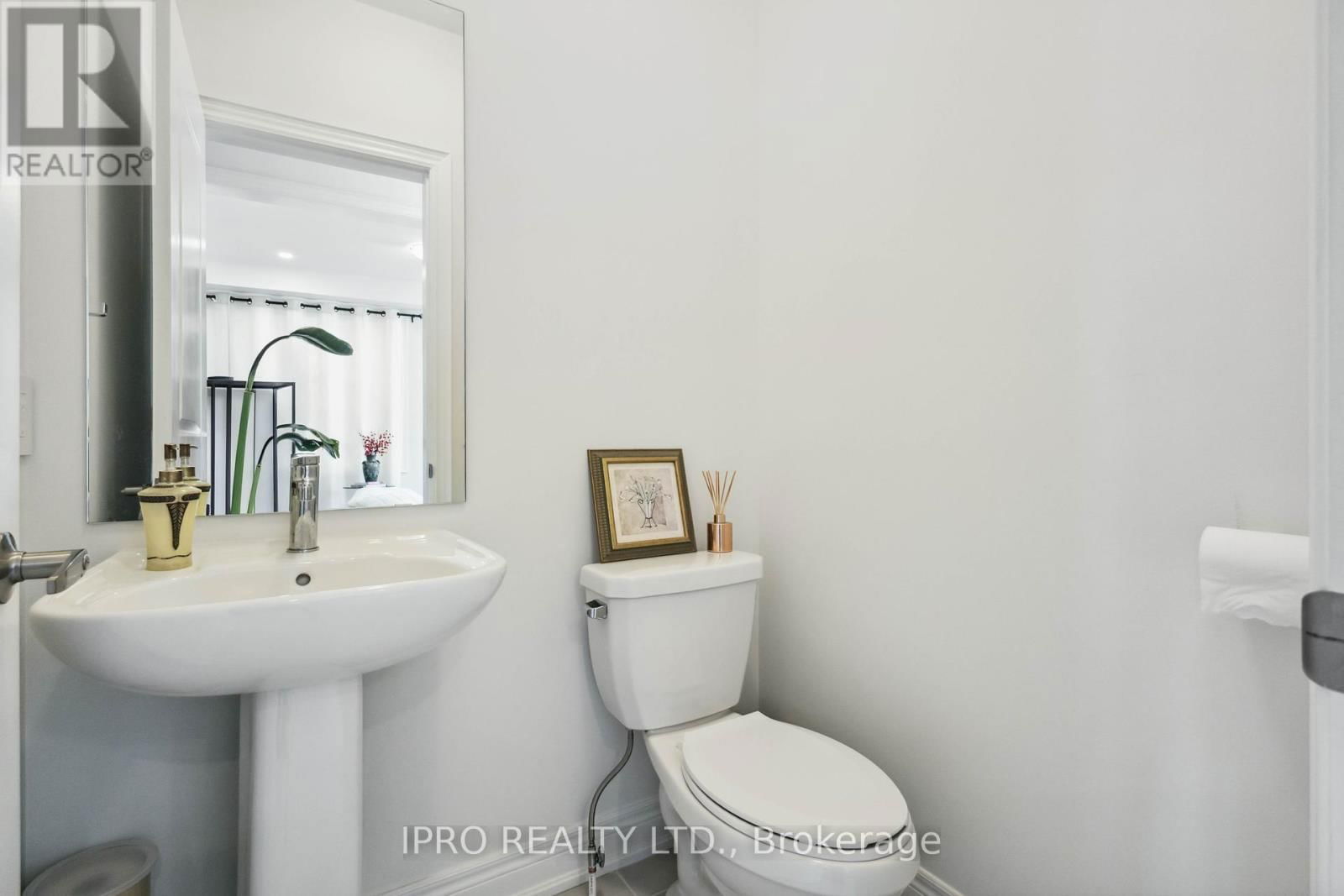 12 FRED LABLANC DRIVE Image 16