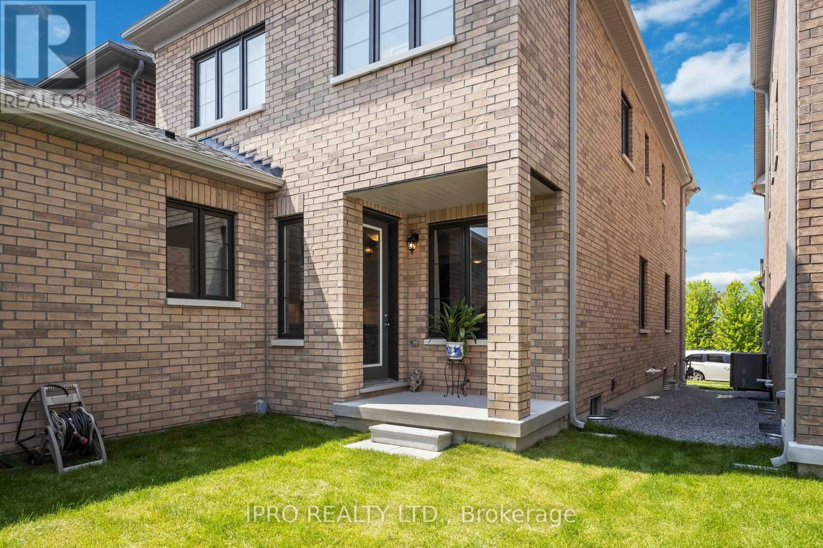 12 FRED LABLANC DRIVE Image 29