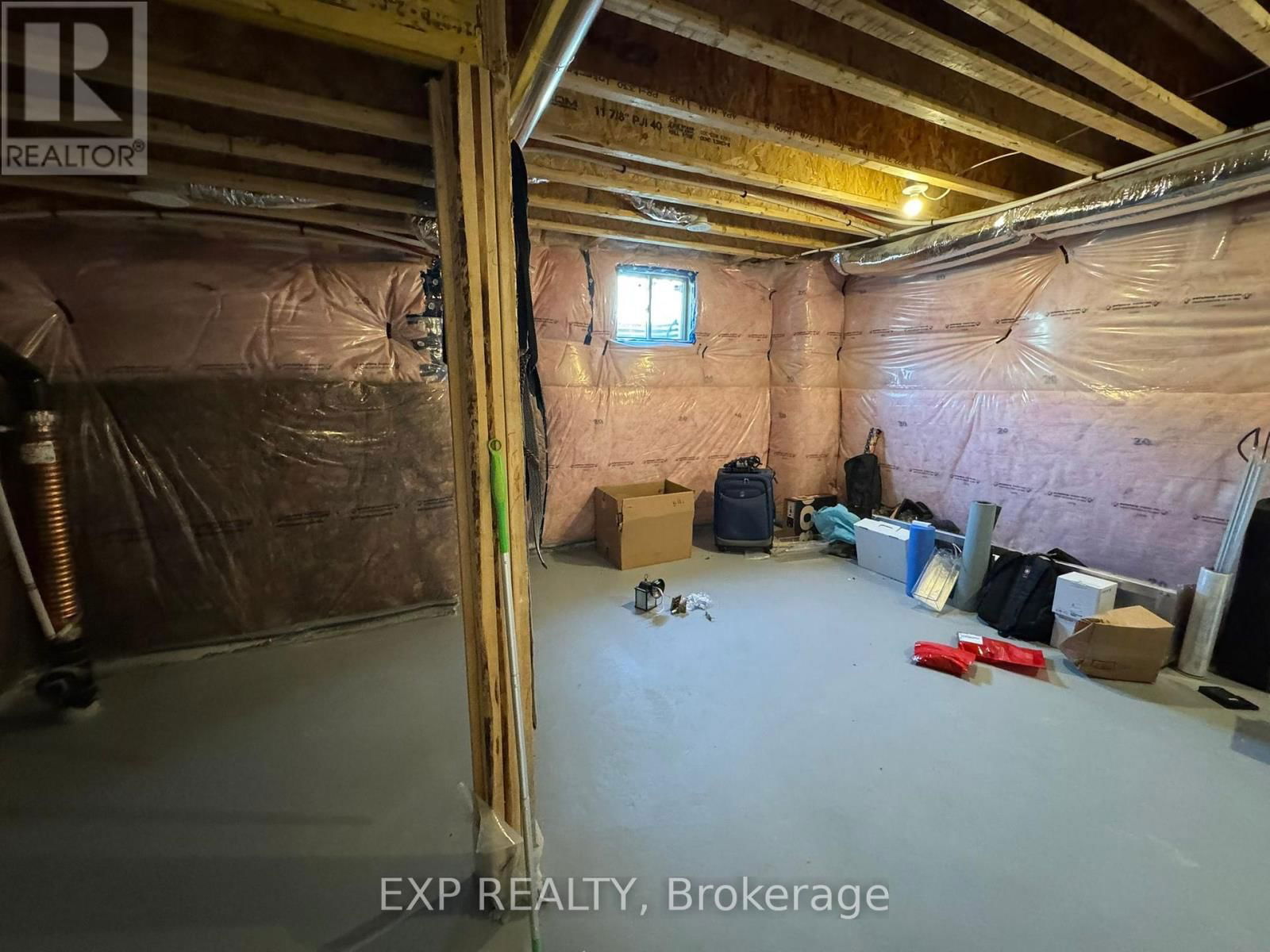 11788 TENTH LINE Image 23