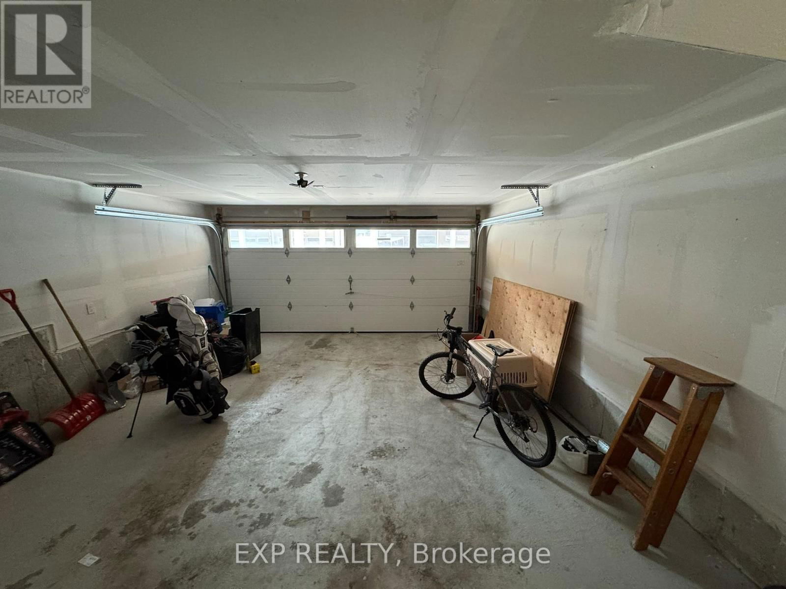 11788 TENTH LINE Image 24