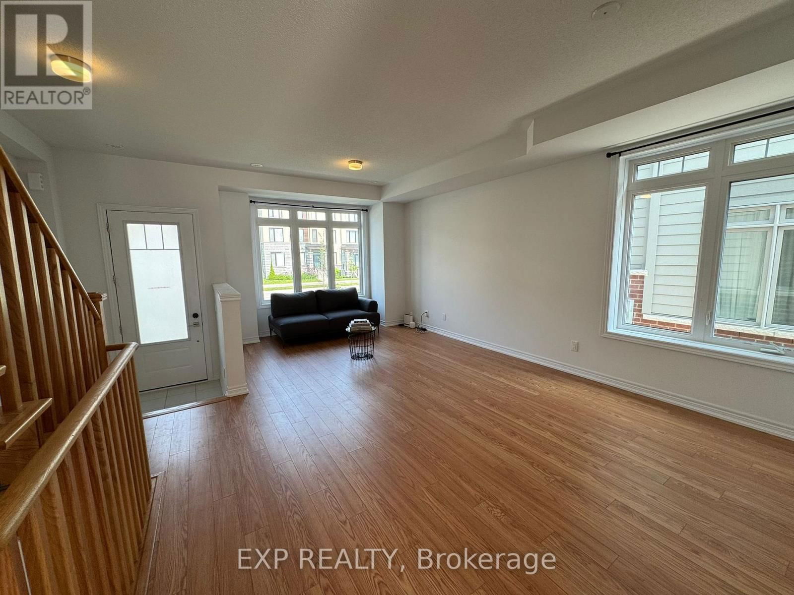 11788 TENTH LINE Image 4