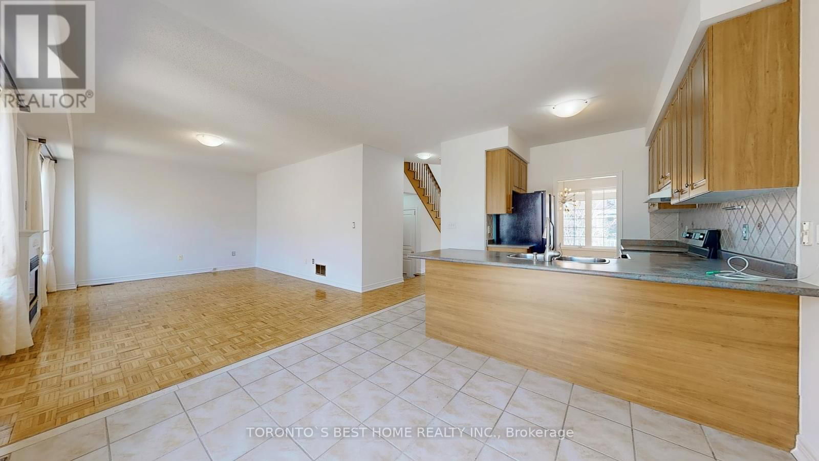 10 WALDRON CRESCENT Image 14