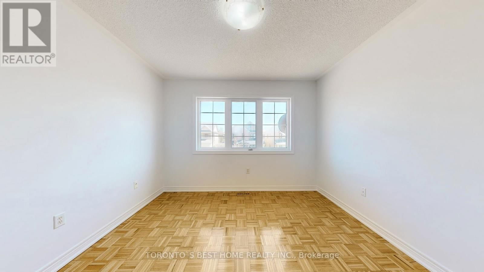 10 WALDRON CRESCENT Image 23