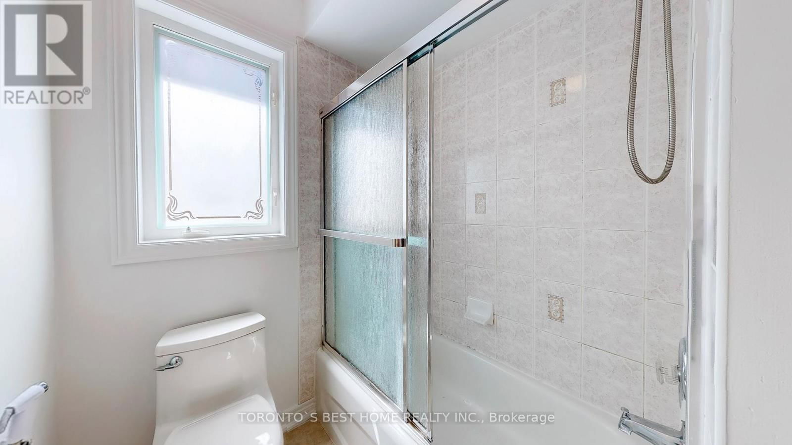 10 WALDRON CRESCENT Image 28