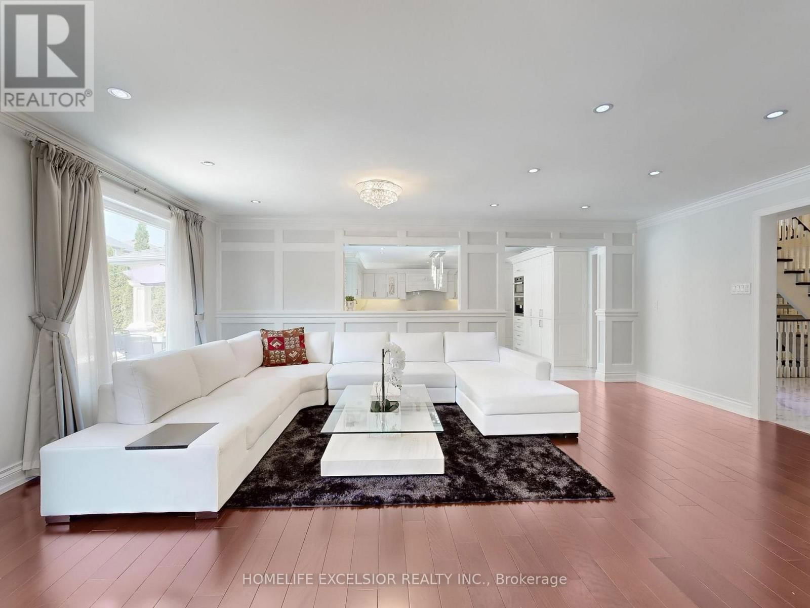 66 WOODSTONE AVENUE Image 33