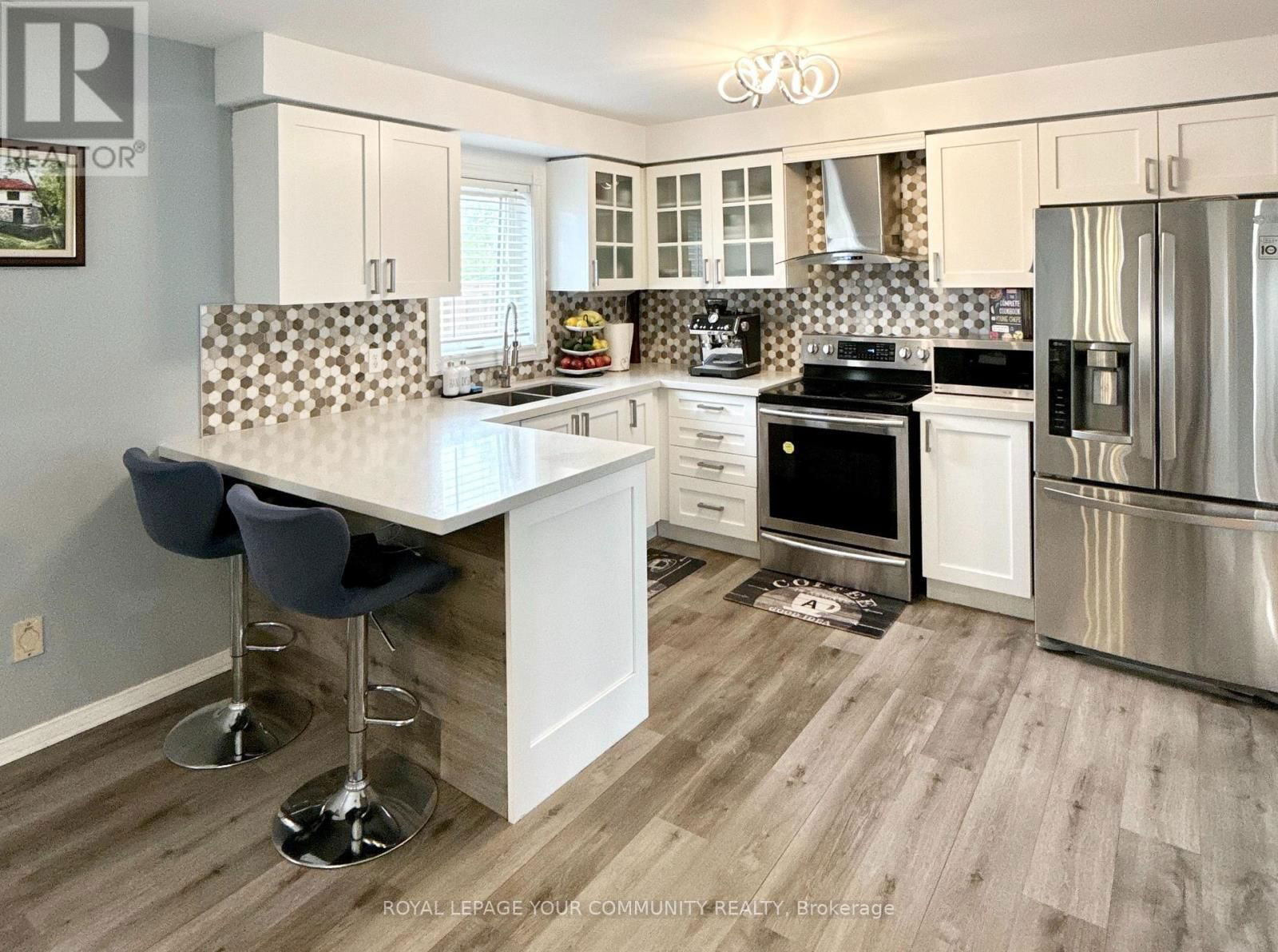 655 NAPA VALLEY AVENUE Image 10