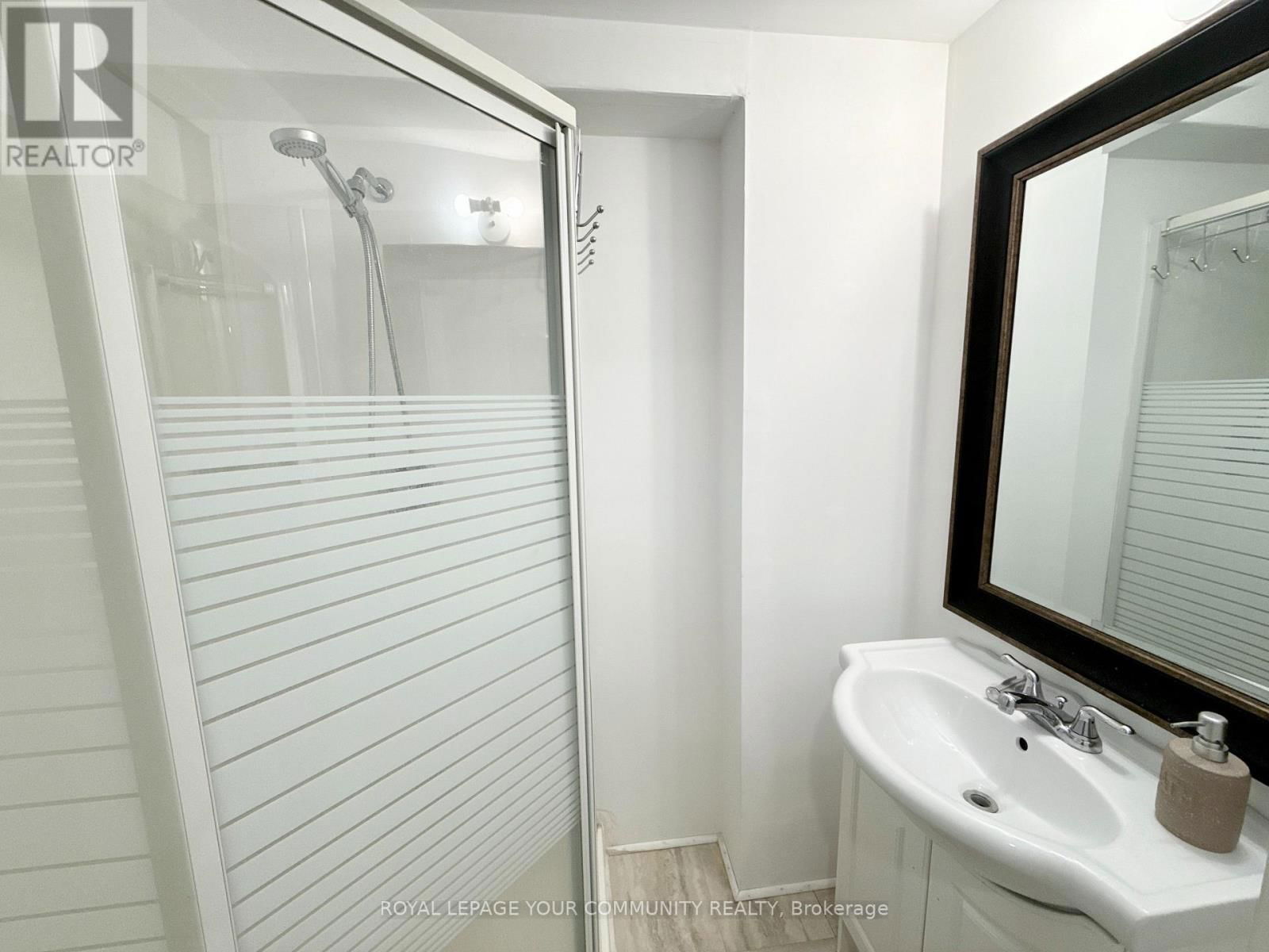 655 NAPA VALLEY AVENUE Image 29
