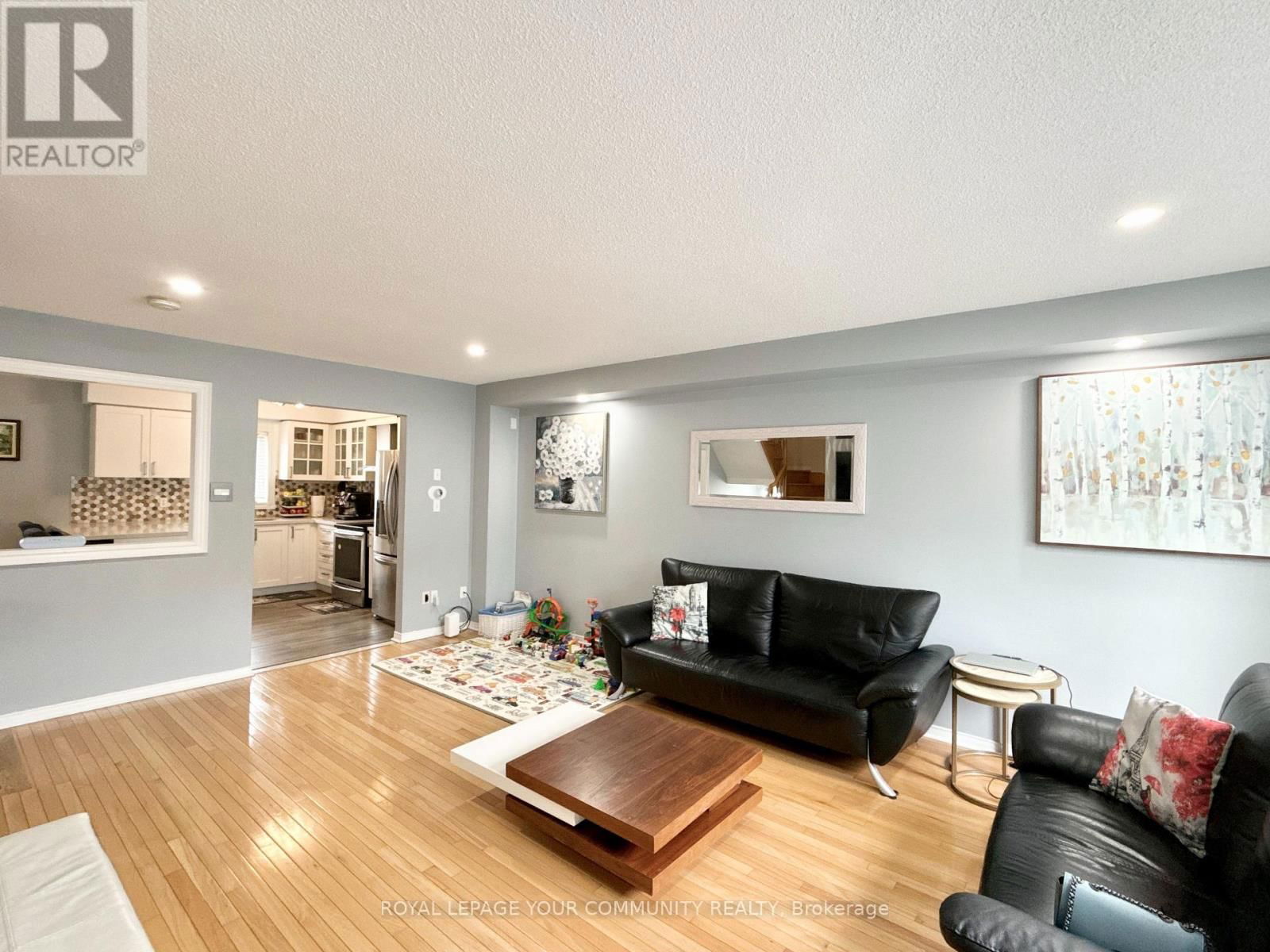 655 NAPA VALLEY AVENUE Image 4