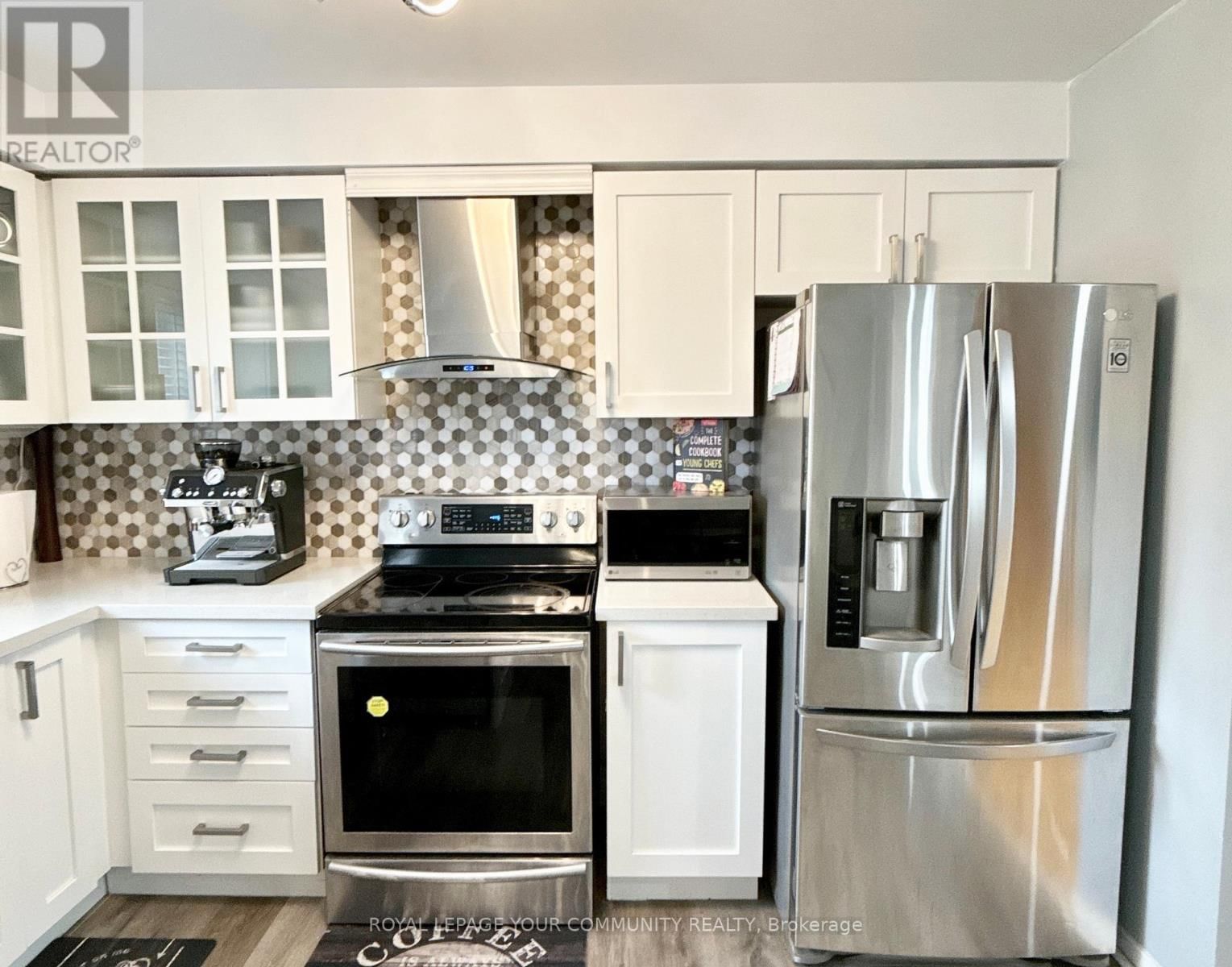 655 NAPA VALLEY AVENUE Image 9