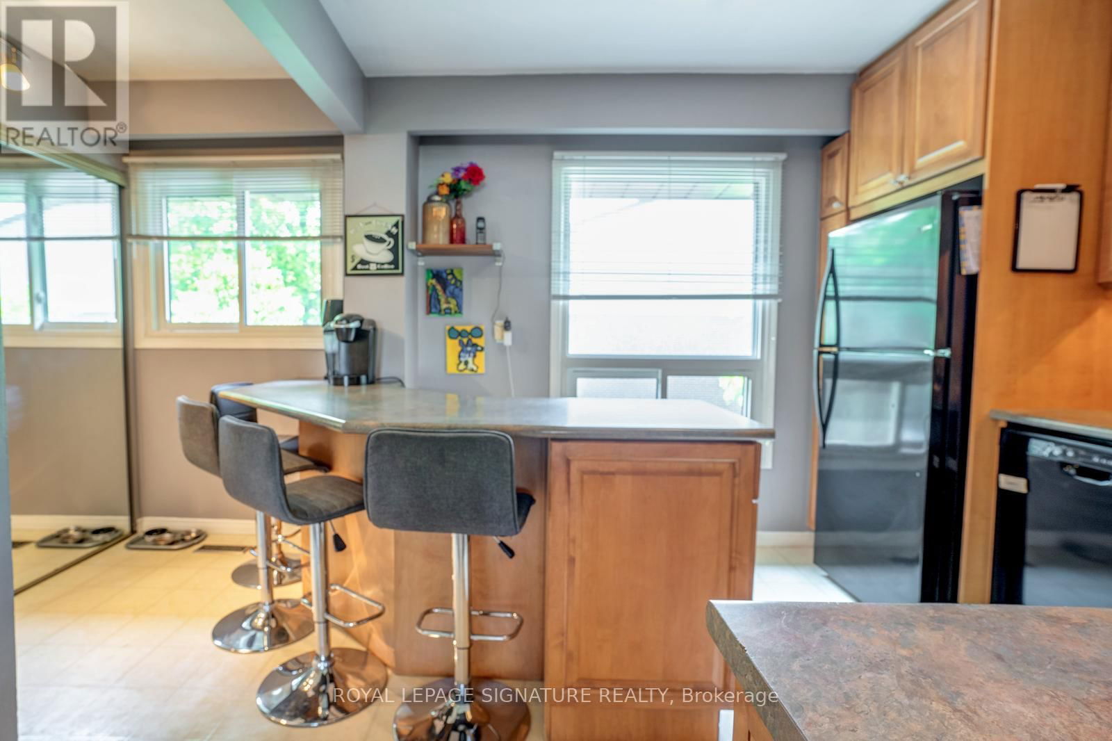 12 - 11 PLAISANCE ROAD Image 21