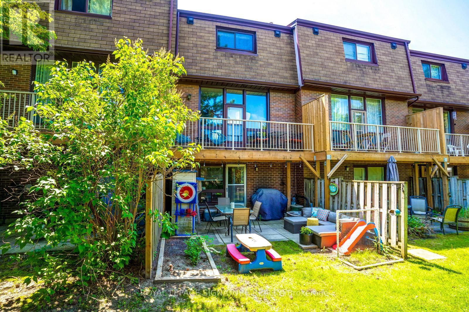 12 - 11 PLAISANCE ROAD Image 47