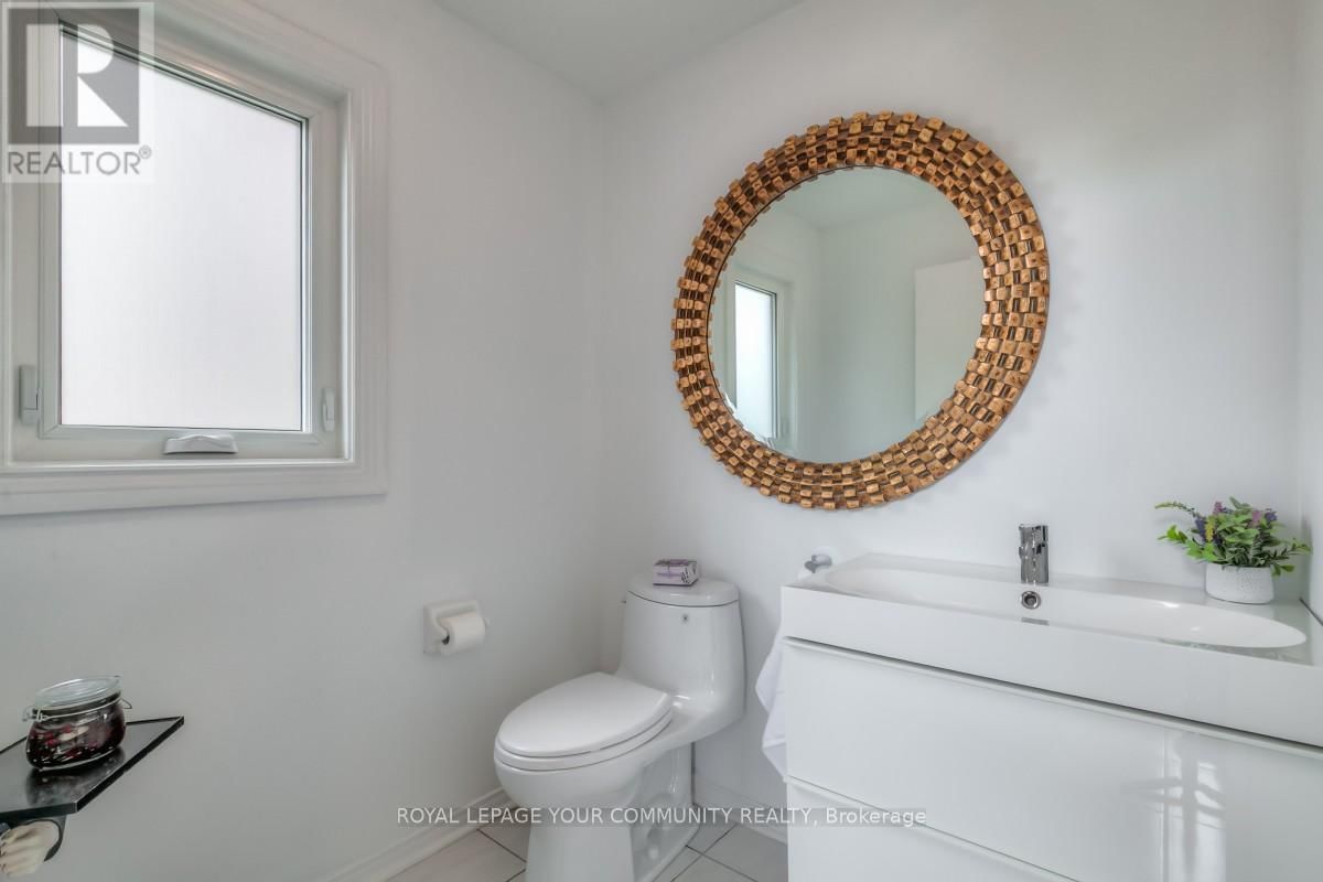 503 SILKEN LAUMANN DRIVE Image 18