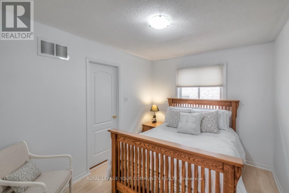 503 SILKEN LAUMANN DRIVE Image 23