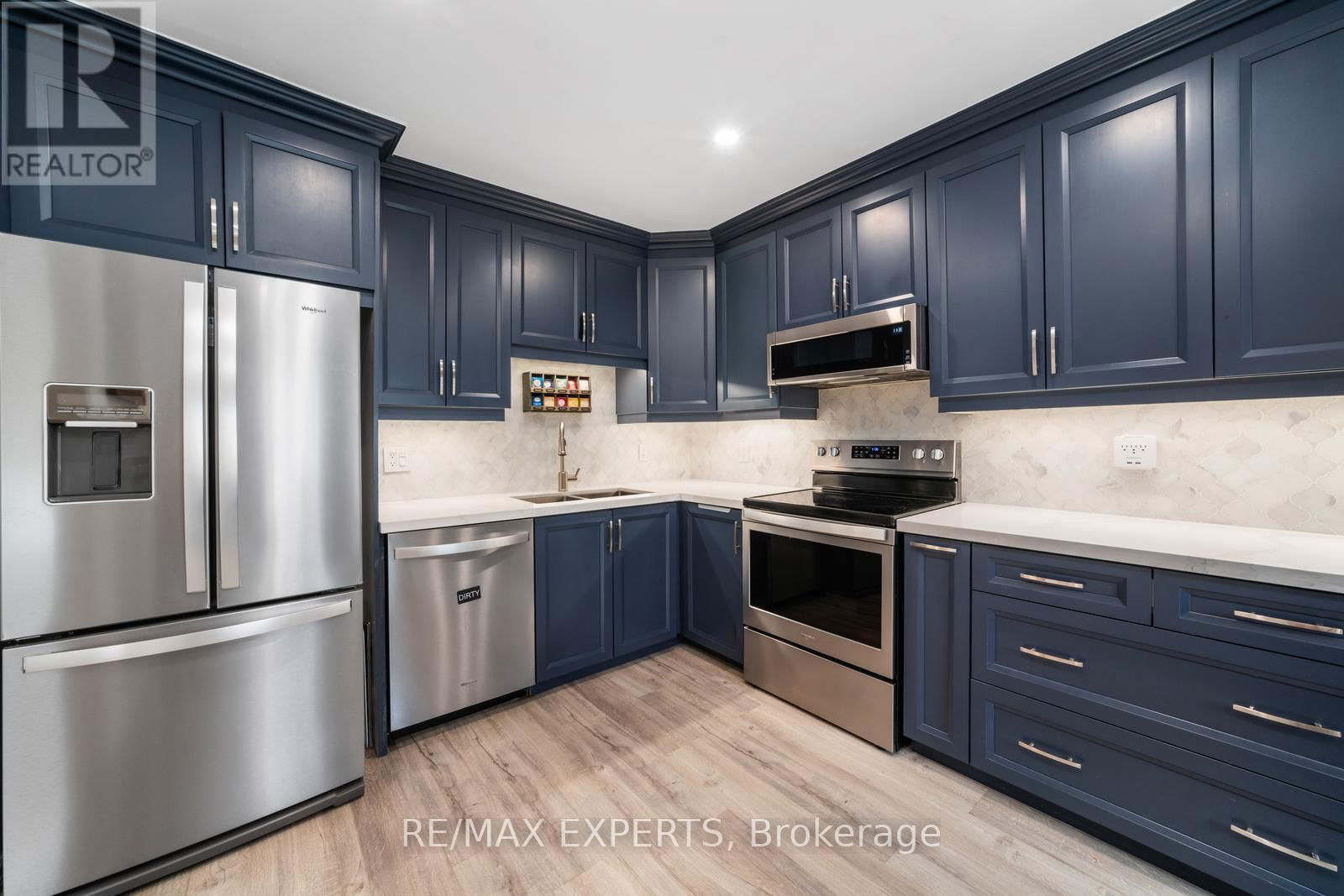 43 HARMONY CIRCLE Image 11