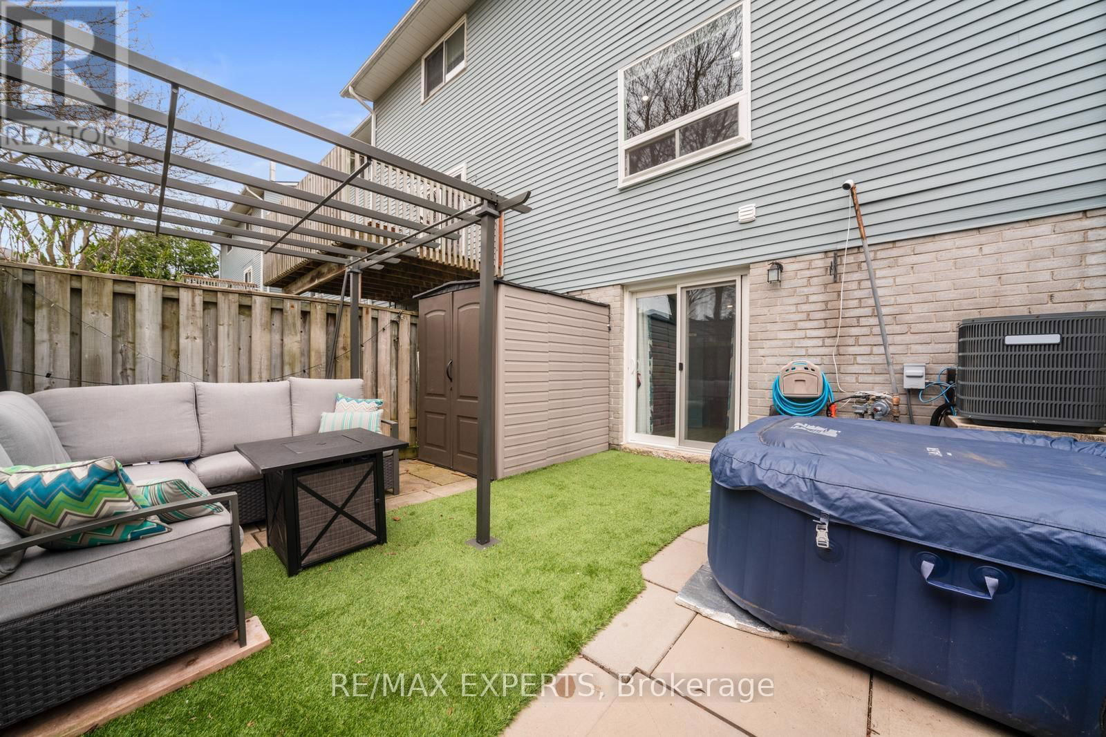 43 HARMONY CIRCLE Image 33