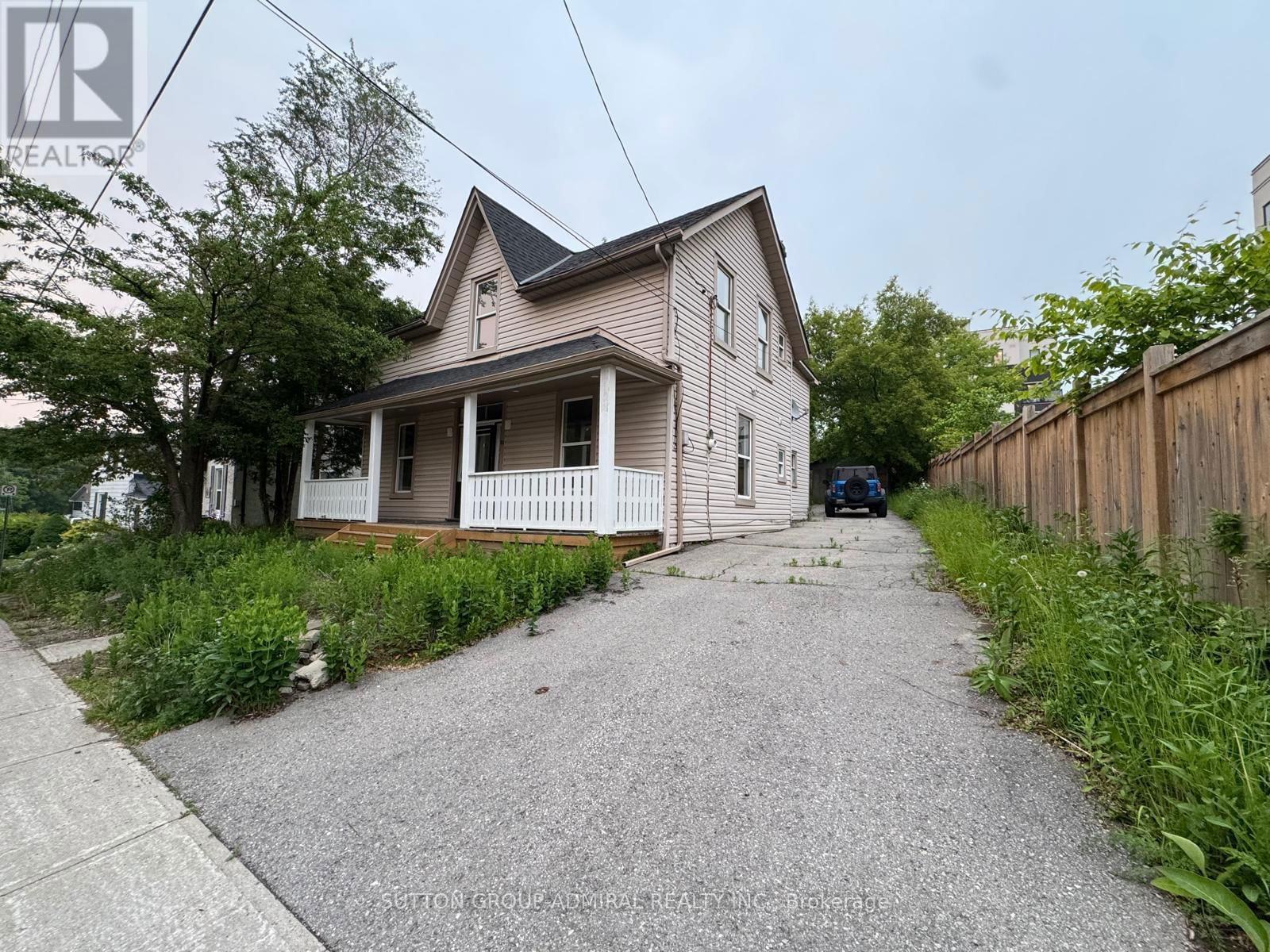 Back - 31 MACHELL AVENUE Image 8