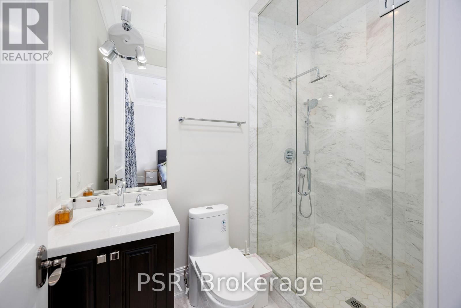 22 IDA STREET Image 33