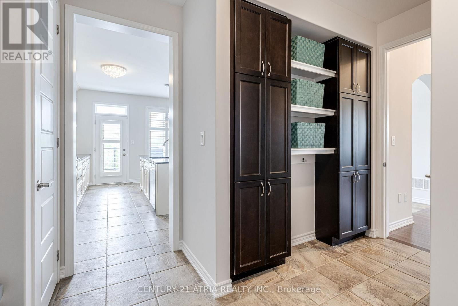 122 DEGRAAF CRESCENT Image 10