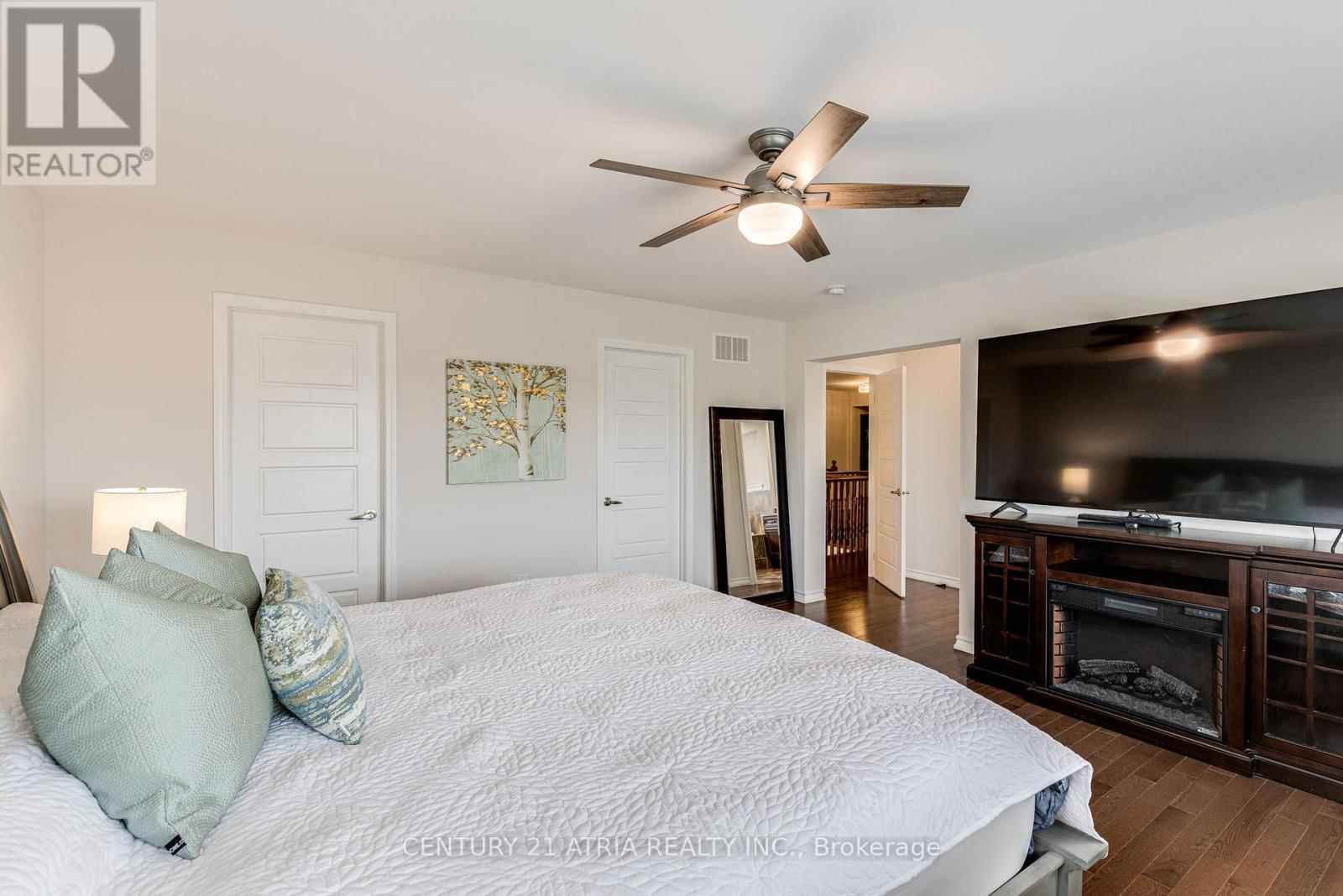 122 DEGRAAF CRESCENT Image 18
