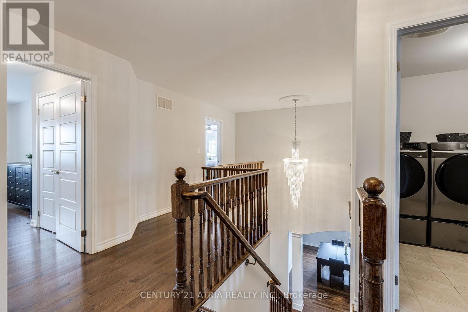 122 DEGRAAF CRESCENT Image 23