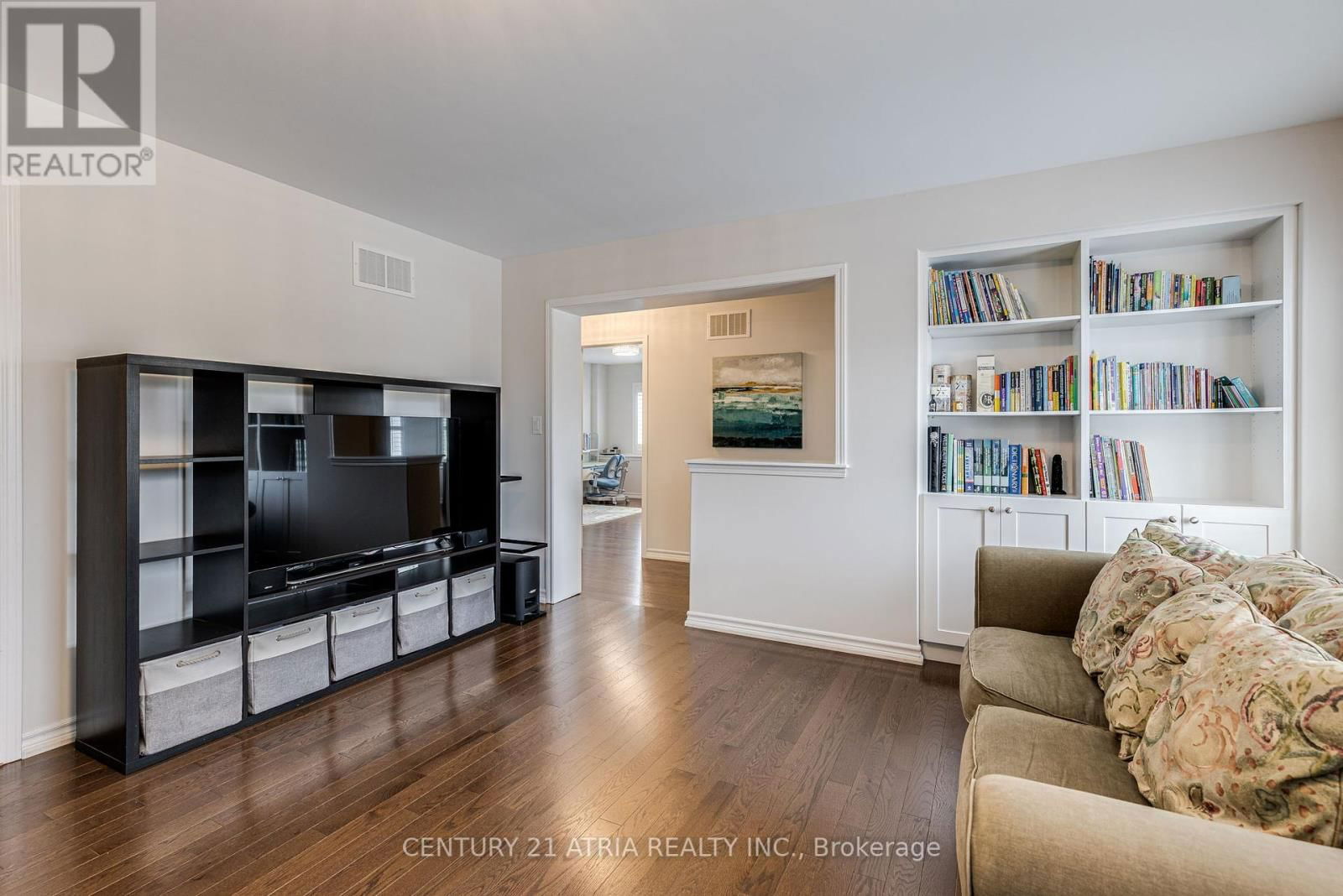 122 DEGRAAF CRESCENT Image 25
