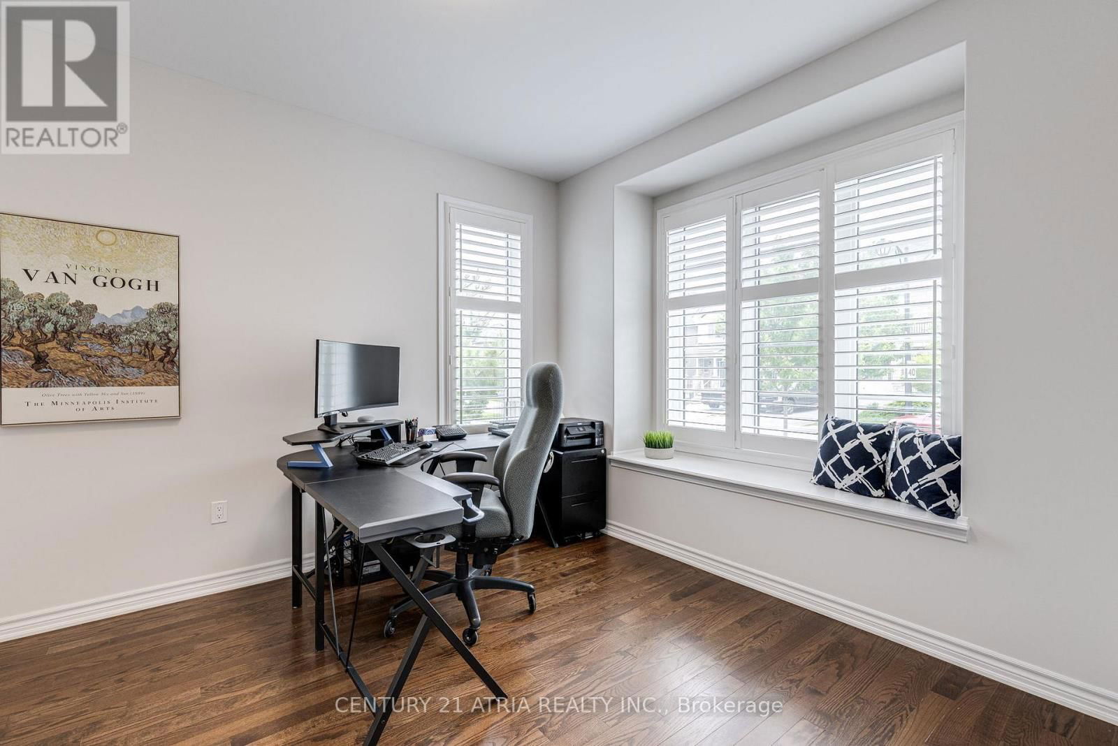 122 DEGRAAF CRESCENT Image 4