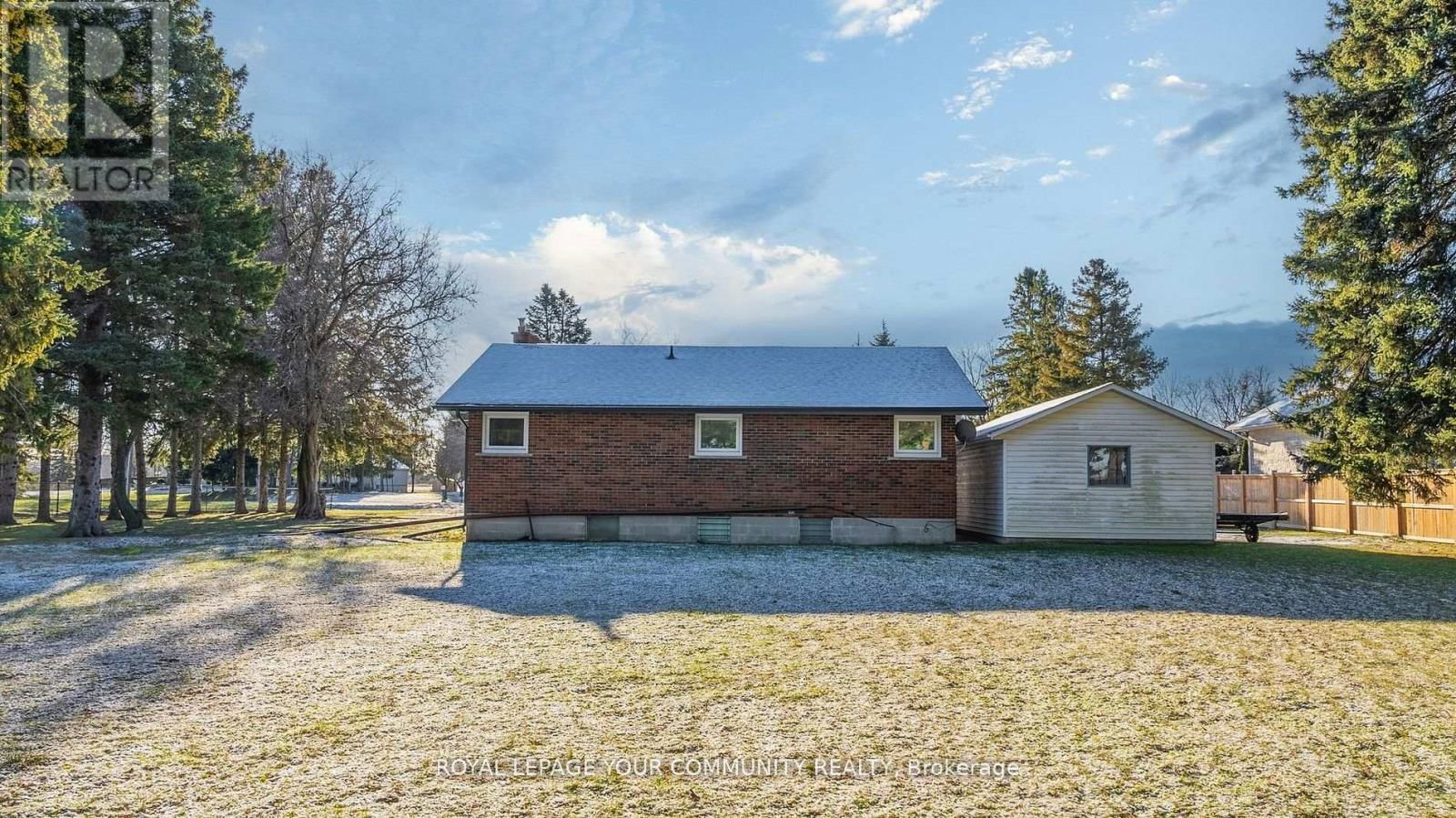 4326 19TH AVENUE Image 11