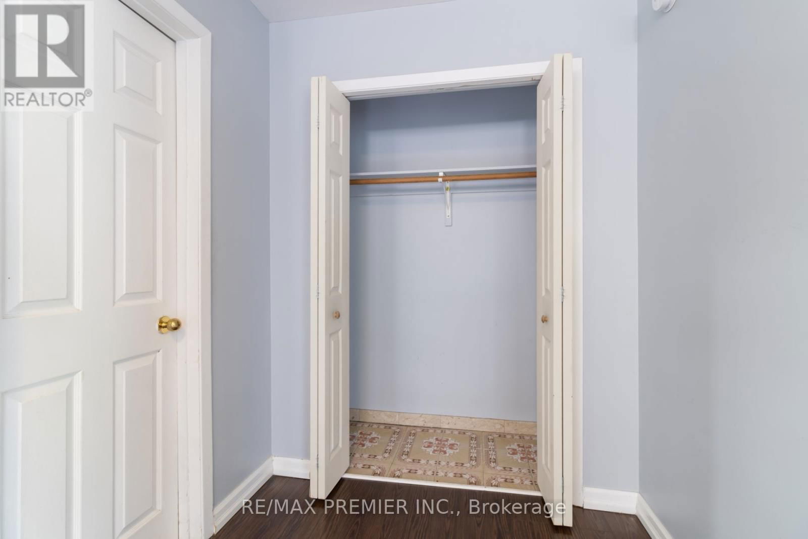 7872 MARTIN GROVE ROAD Image 17