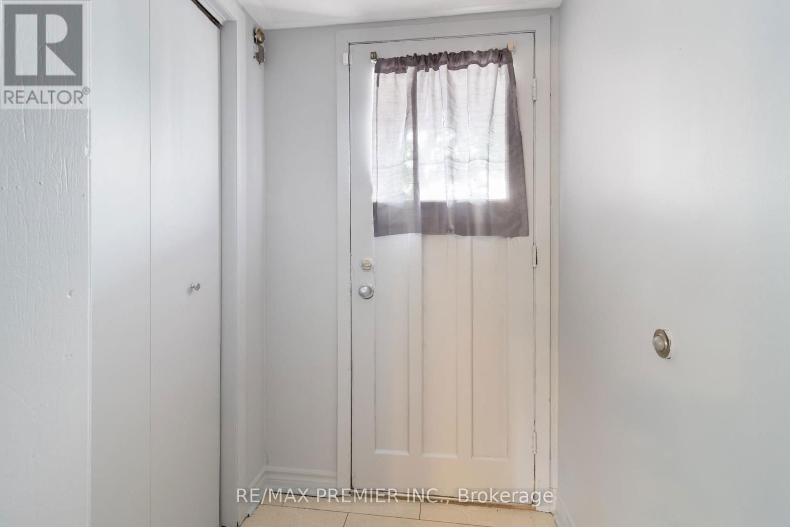 7872 MARTIN GROVE ROAD Image 3