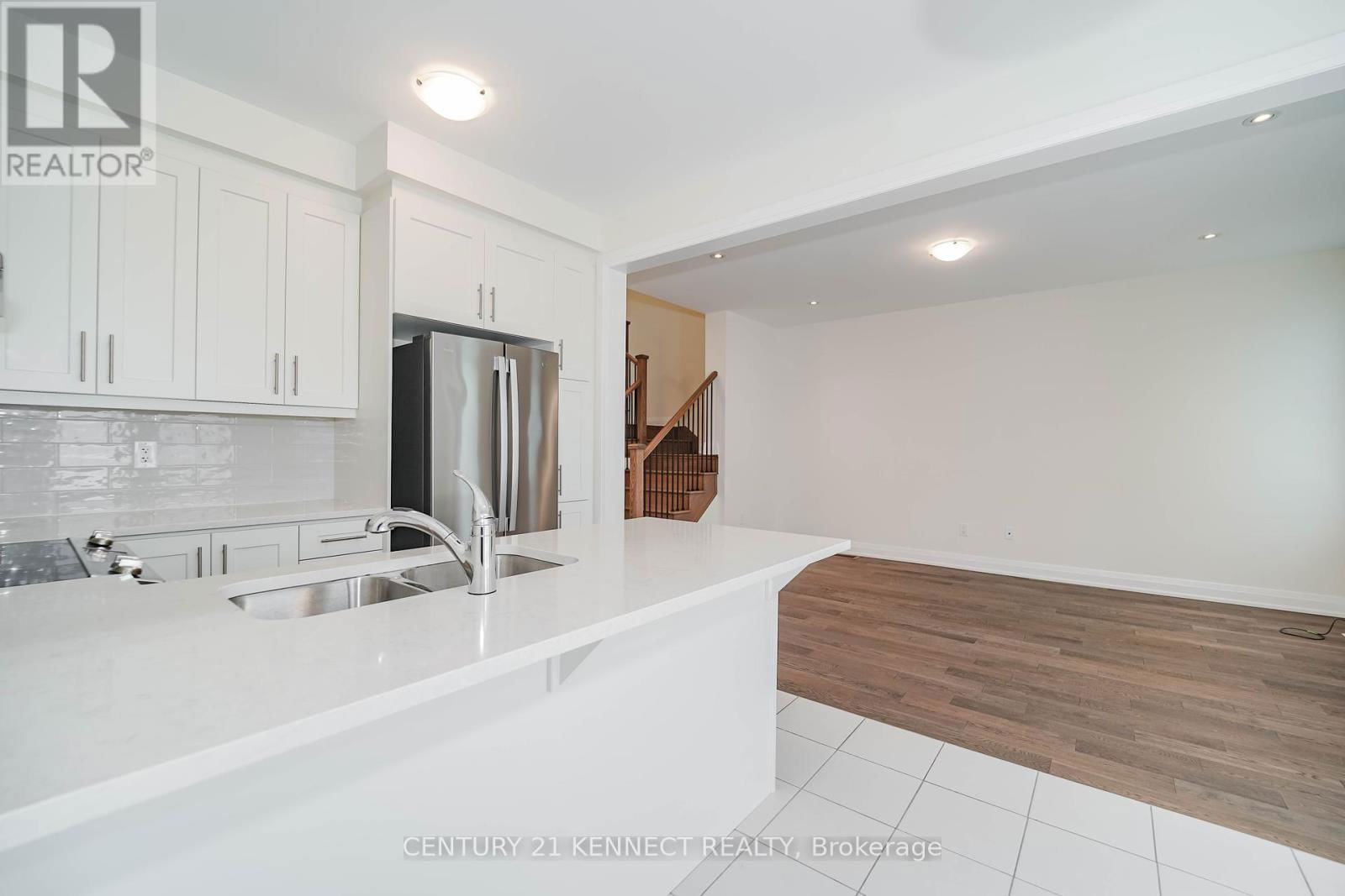 18 CECIL SINCLAIR DRIVE Image 20