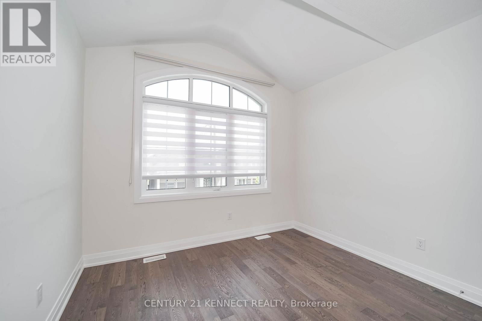 18 CECIL SINCLAIR DRIVE Image 32