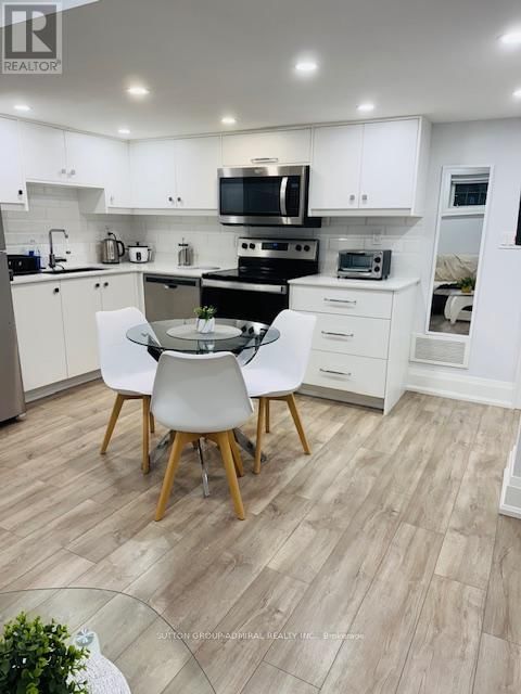 Two - 112 THOMAS COOK AVENUE Image 6
