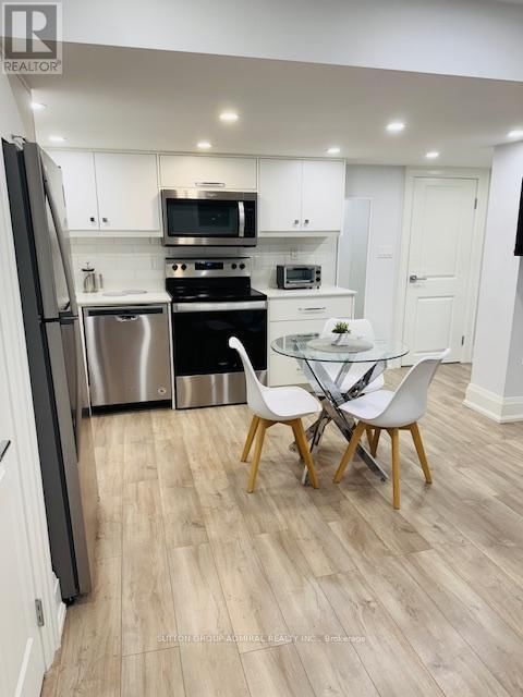 Two - 112 THOMAS COOK AVENUE Image 8