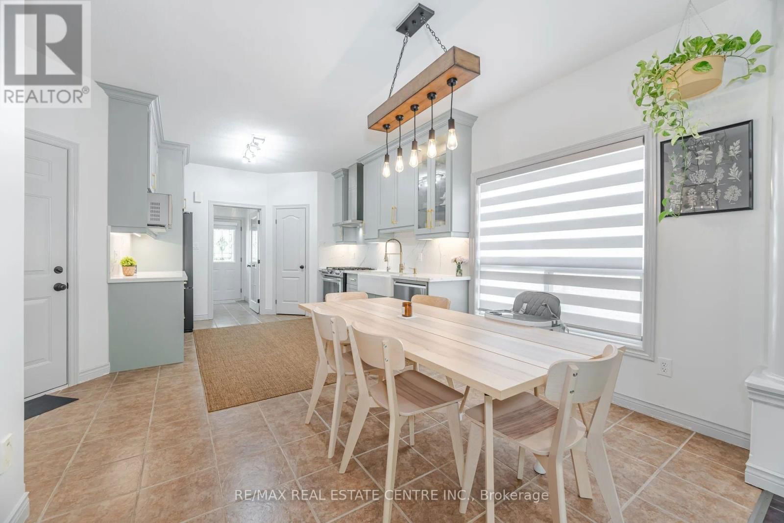39 STONEHAM STREET Image 10
