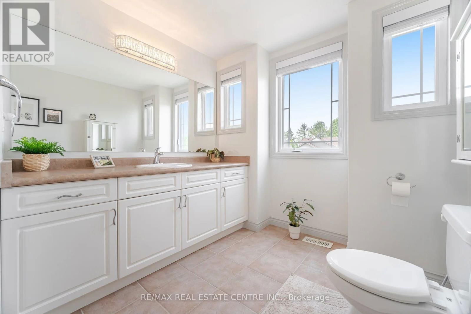 39 STONEHAM STREET Image 29