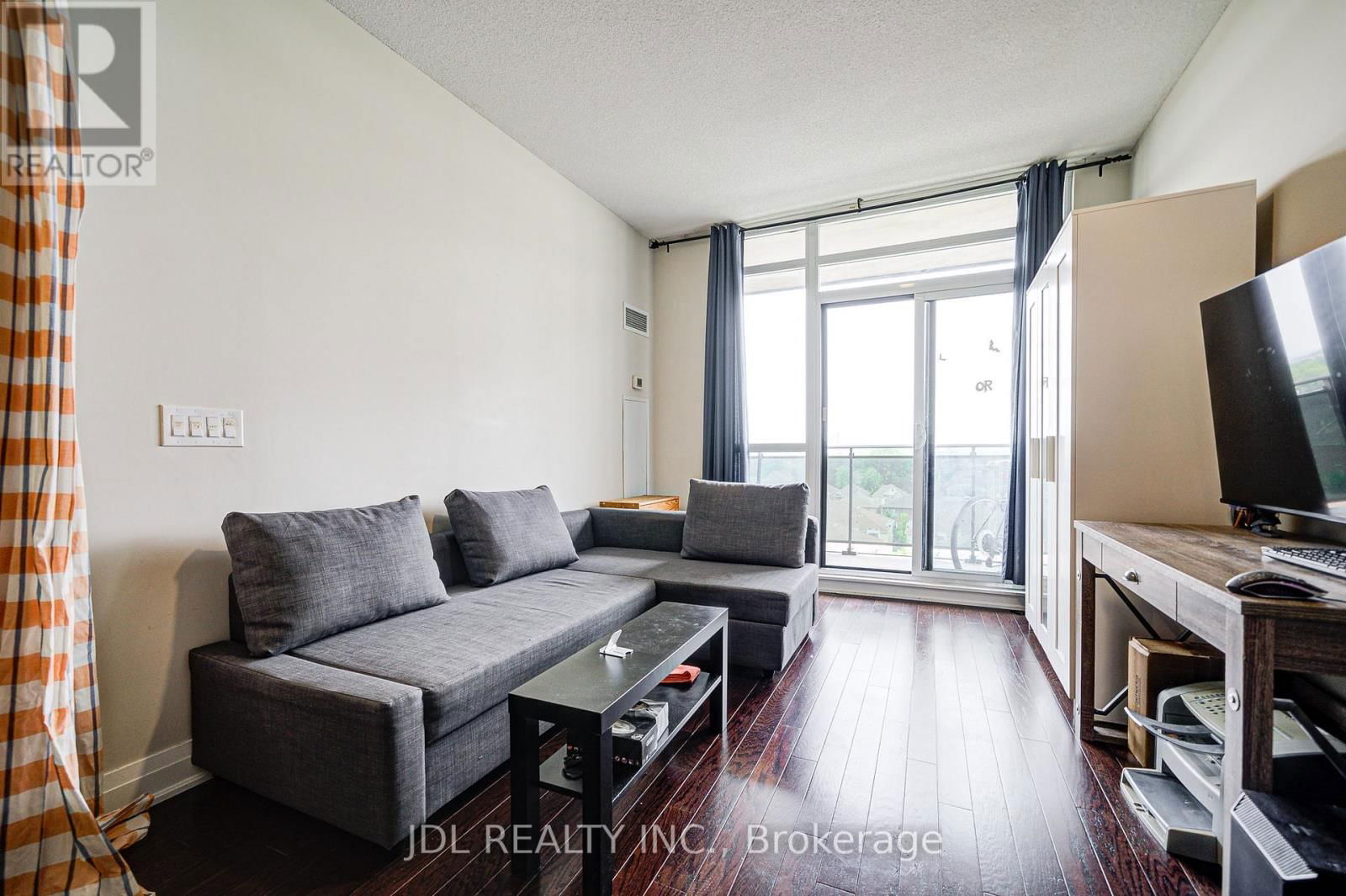 901 - 520 STEELES AVENUE WEST Image 14