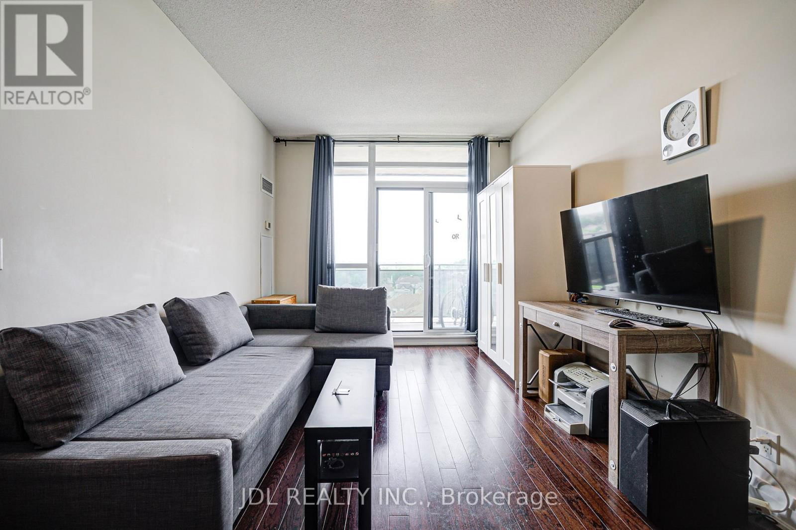 901 - 520 STEELES AVENUE WEST Image 15