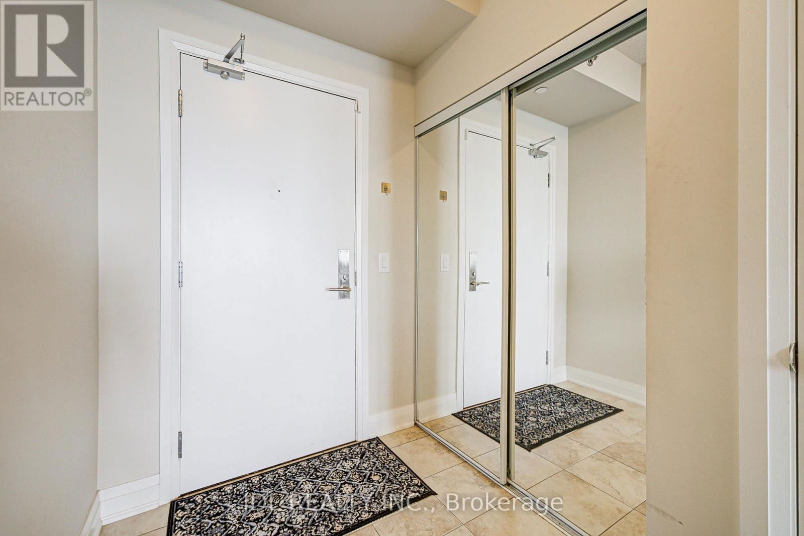 901 - 520 STEELES AVENUE WEST Image 3