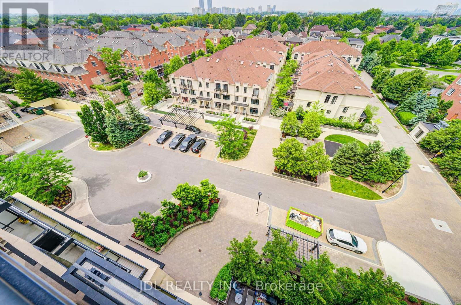 901 - 520 STEELES AVENUE WEST Image 32