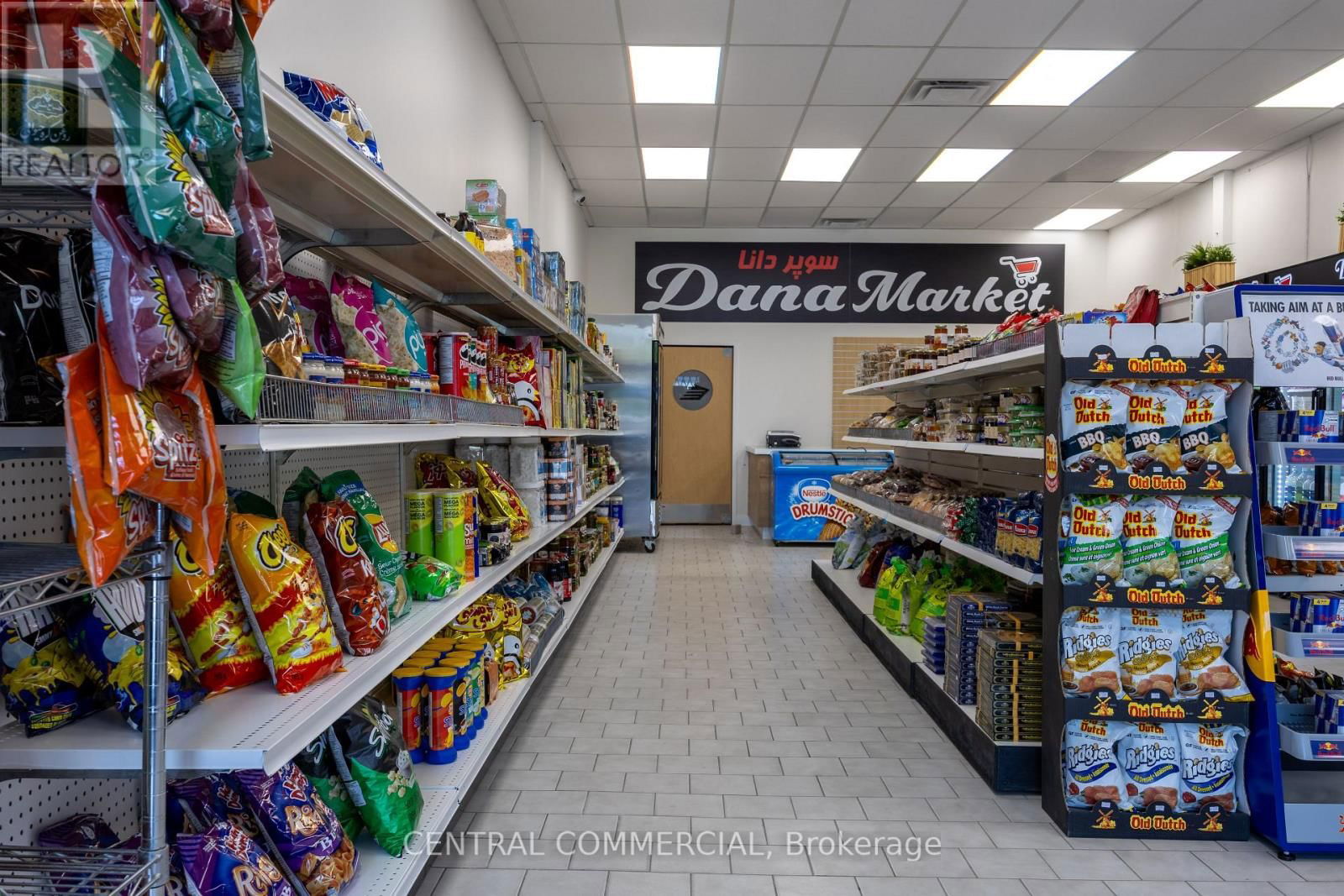 15461 YONGE STREET Image 15